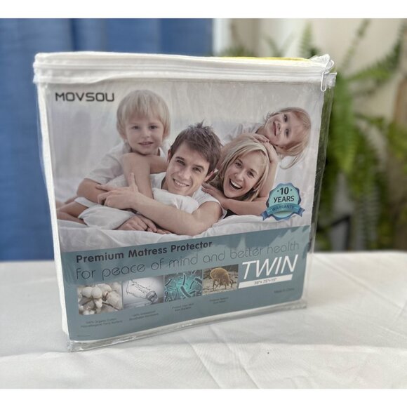 Premium Mattress Protector Waterproof & Hypoallergenic Twin Size - Picture 1 of 7